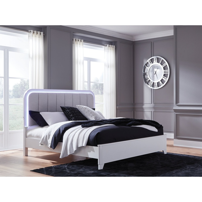 Jarlee  Upholstered Panel Bed|King|California King