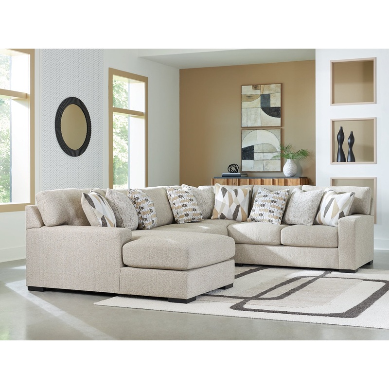 Laurelgrove 4-Piece Sectional with Chaise