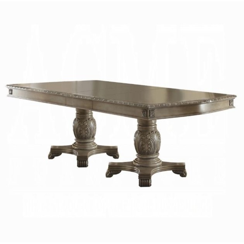 Chateau De Ville – Dining Table – Oak