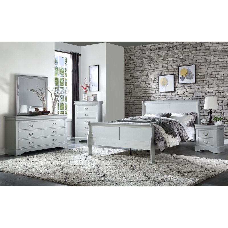 Louis Philippe – Sleigh Bedroom Set