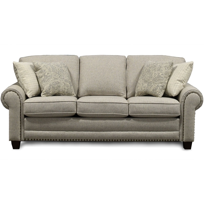 Silas – Sofa With Nails