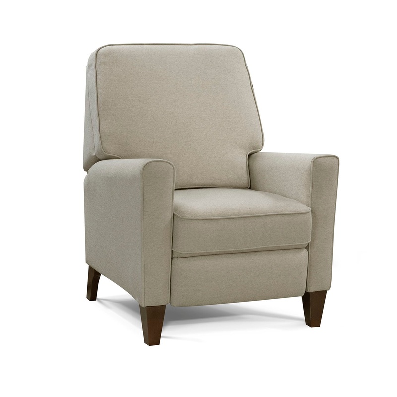 SoHo Living – Collegedale Chair