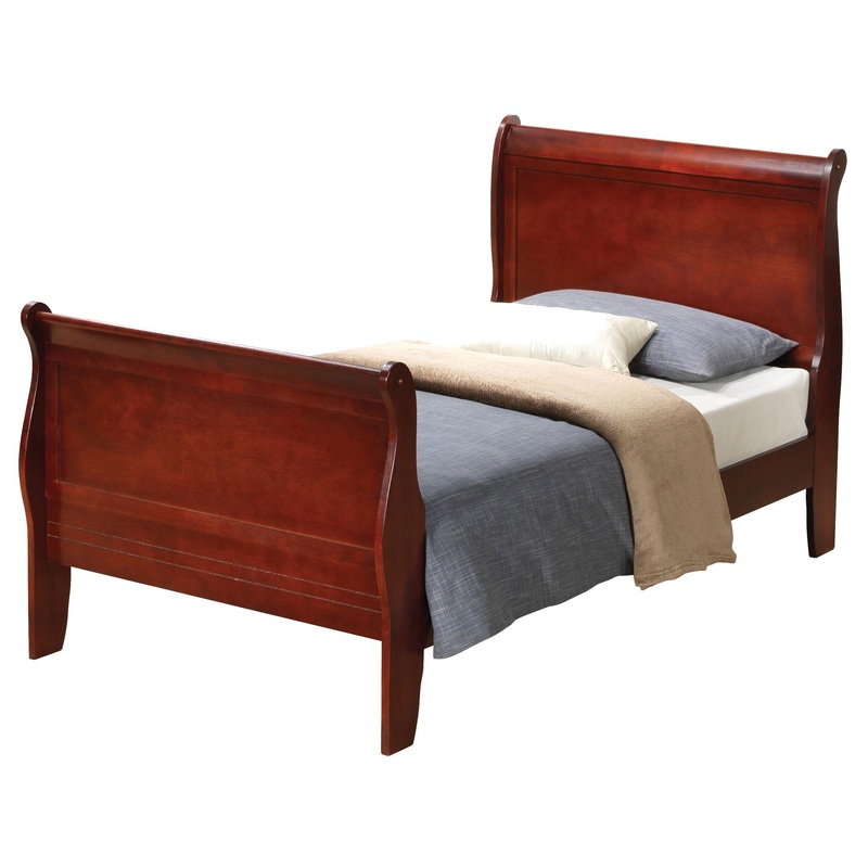 Charming Traditional Bed – Cherry