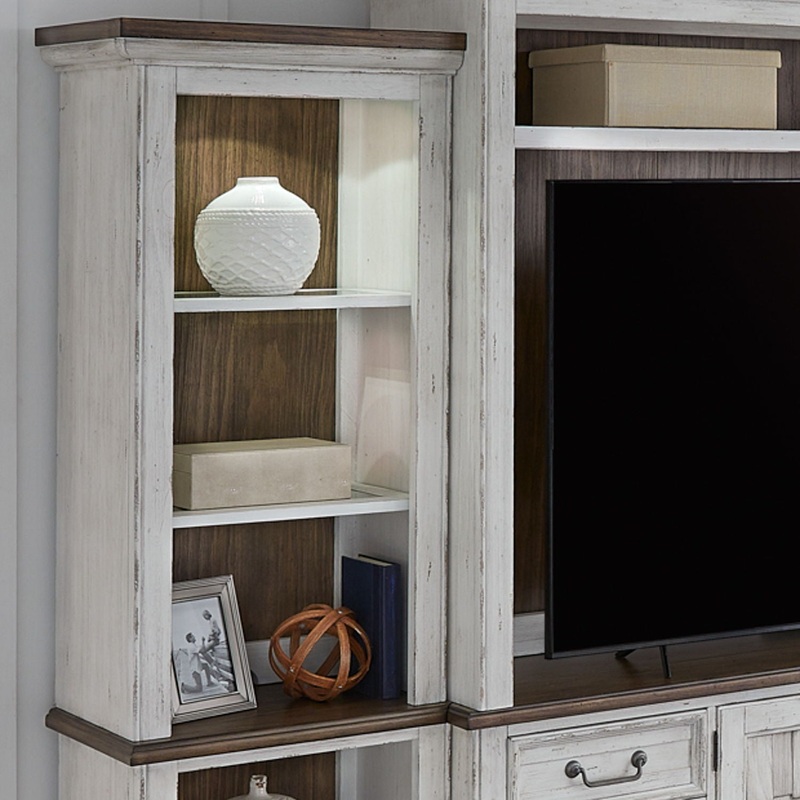 River Place – Right Pier Top – White