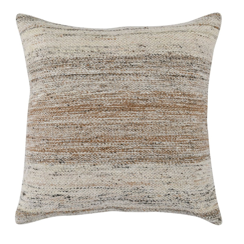 Performance – Plateau Pillow – Sand Multi