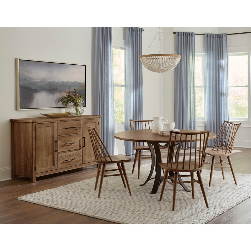 Dovetail – Solid American Oak – Round Table With A Metal Pedestal